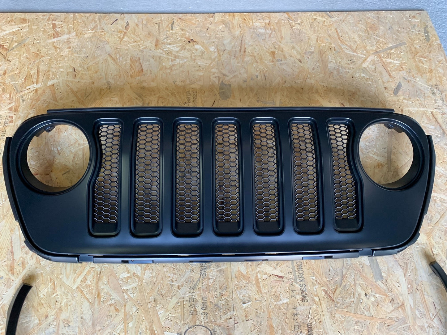 MOPAR Jeep純正 JL ルビコン 専用グリル+インサート+モールディングキット